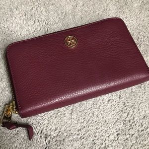 Tory Burch Burgundy Wine Leather Robinson Wallet